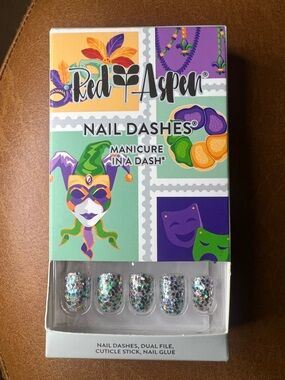 Red Aspen Nail Dashes - Groovin’ at Mardi Gras Press-On Nails. NIB